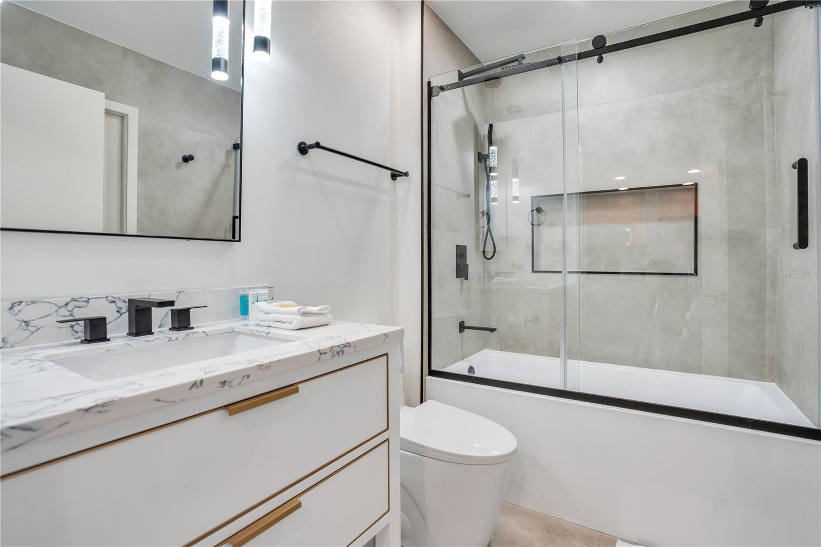 JACKSON - Residential Lease