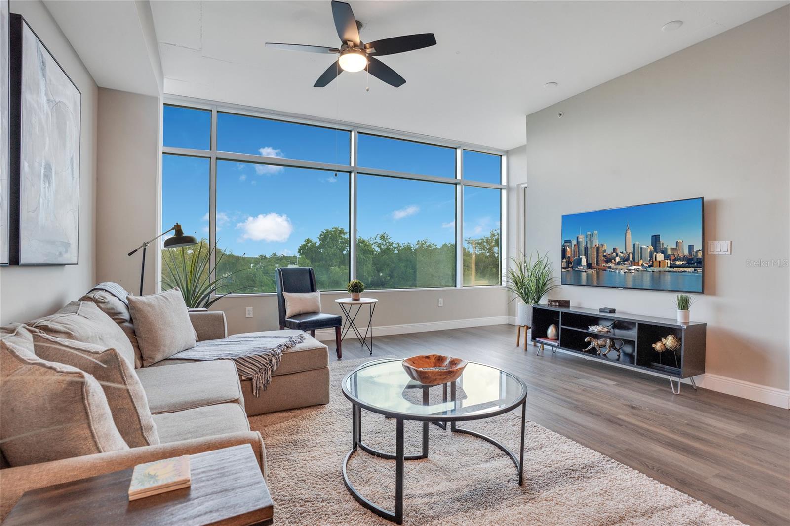 JACKSON - Residential Lease