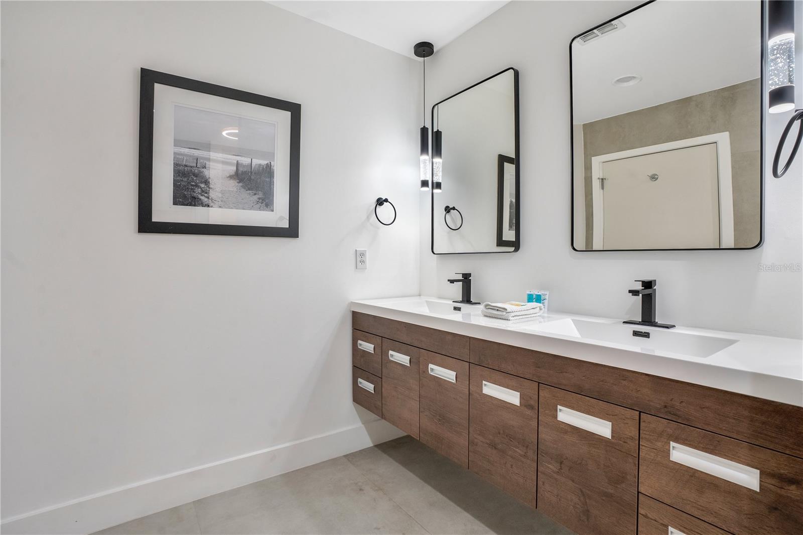 JACKSON - Residential Lease