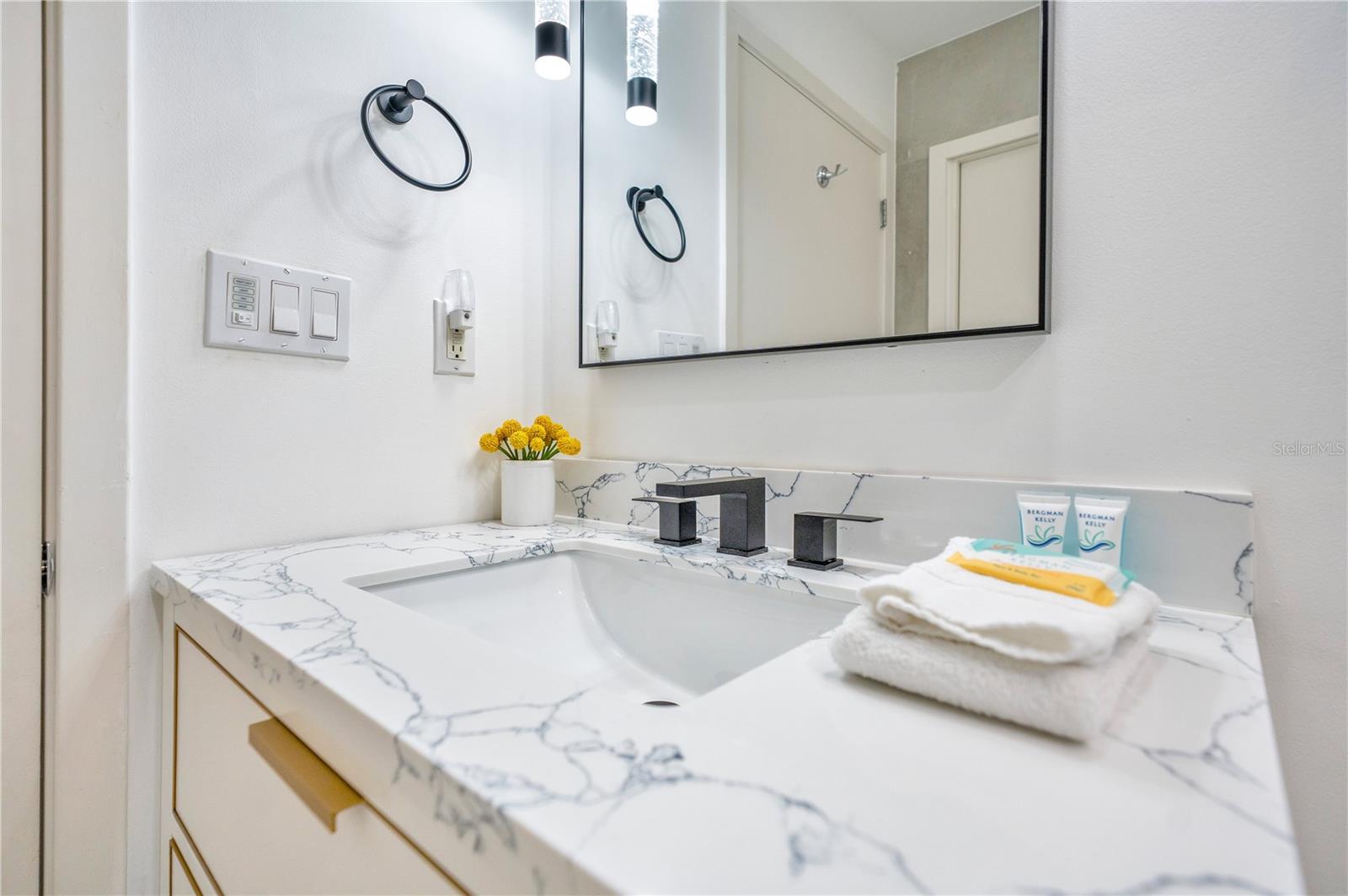 JACKSON - Residential Lease