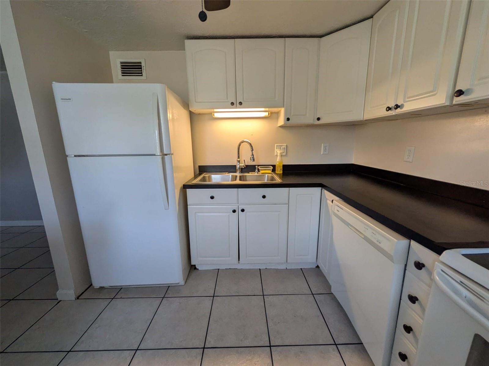 JACKSON HEIGHTS - Residential Lease