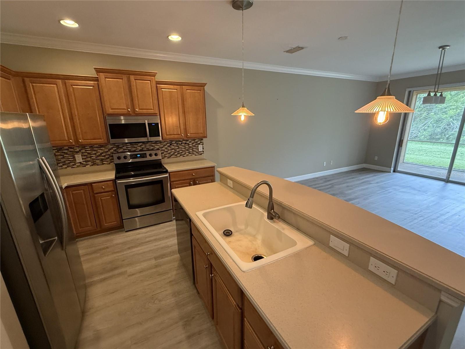 LEXINGTON PH IV - Residential
