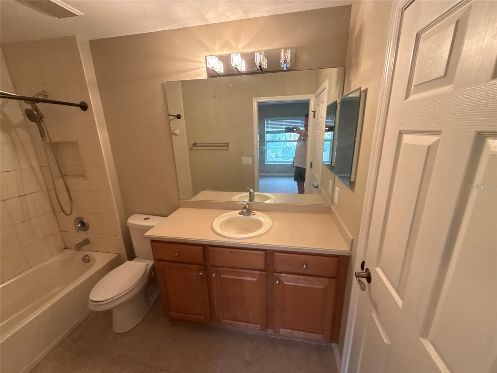 LEXINGTON PH IV - Residential
