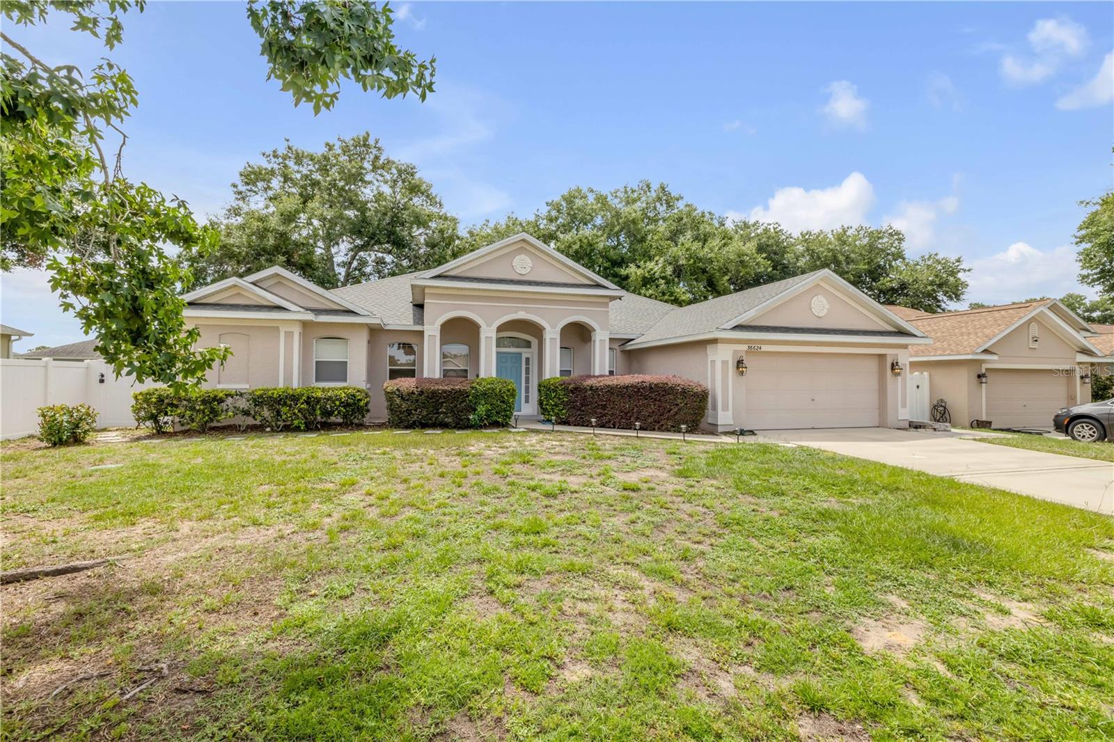 GRAND ISLAND OAKS PH 01 - Residential
