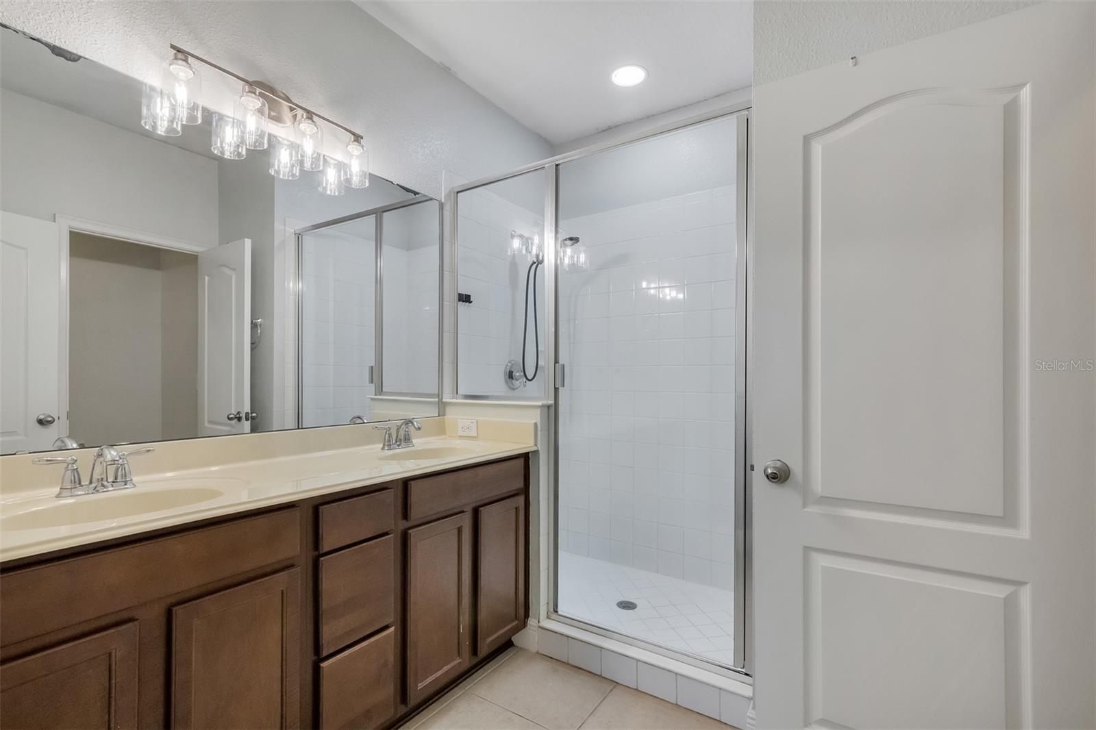 CARRINGTON - Residential