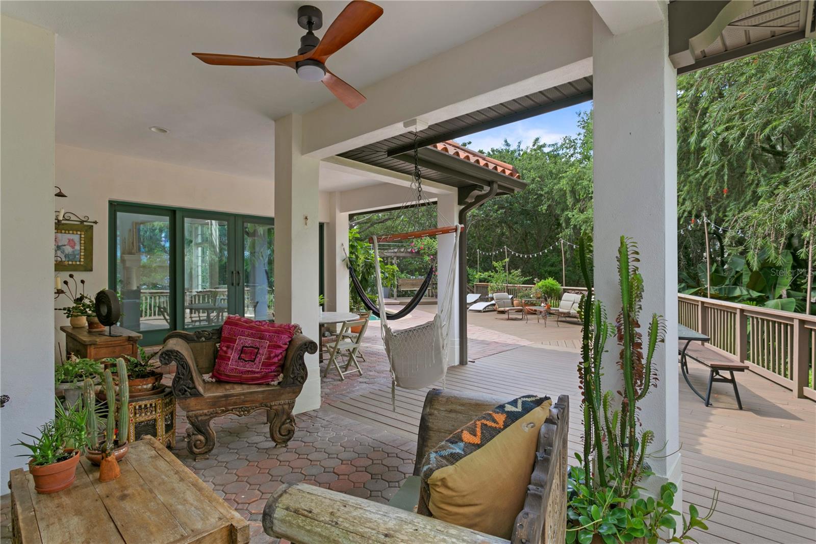 TORTUGA CIRCLE REP - Residential