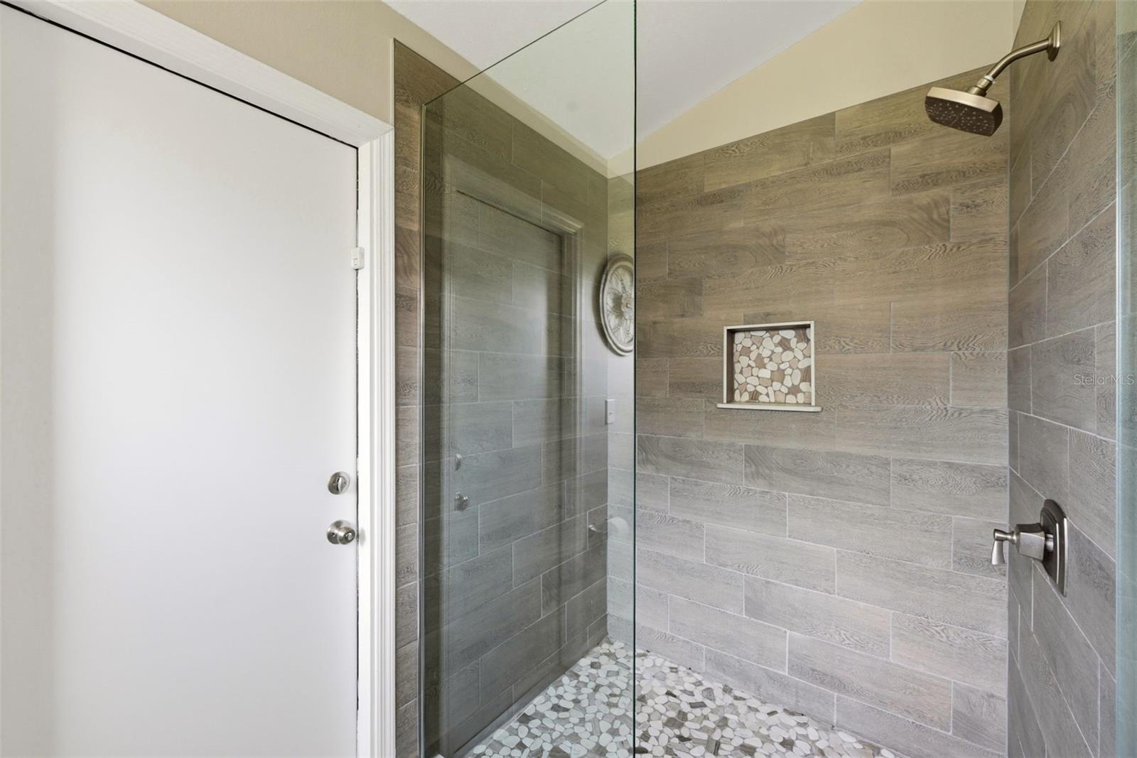 BENTLEY OAKS - Residential