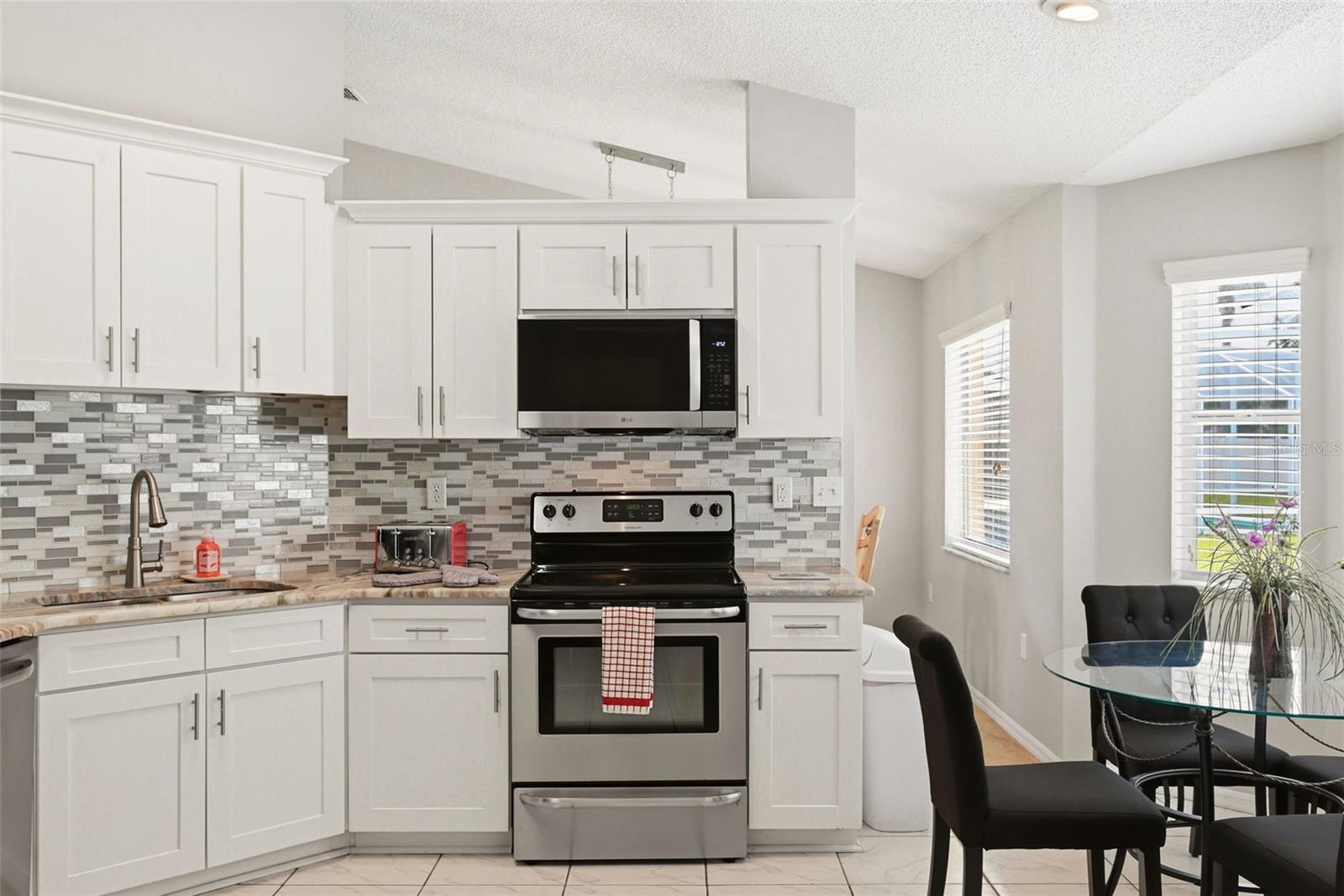 BENTLEY OAKS - Residential