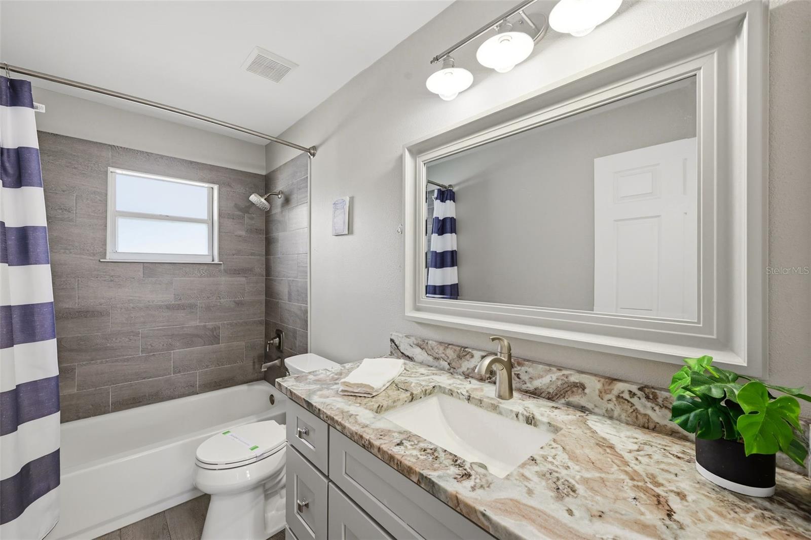 BENTLEY OAKS - Residential