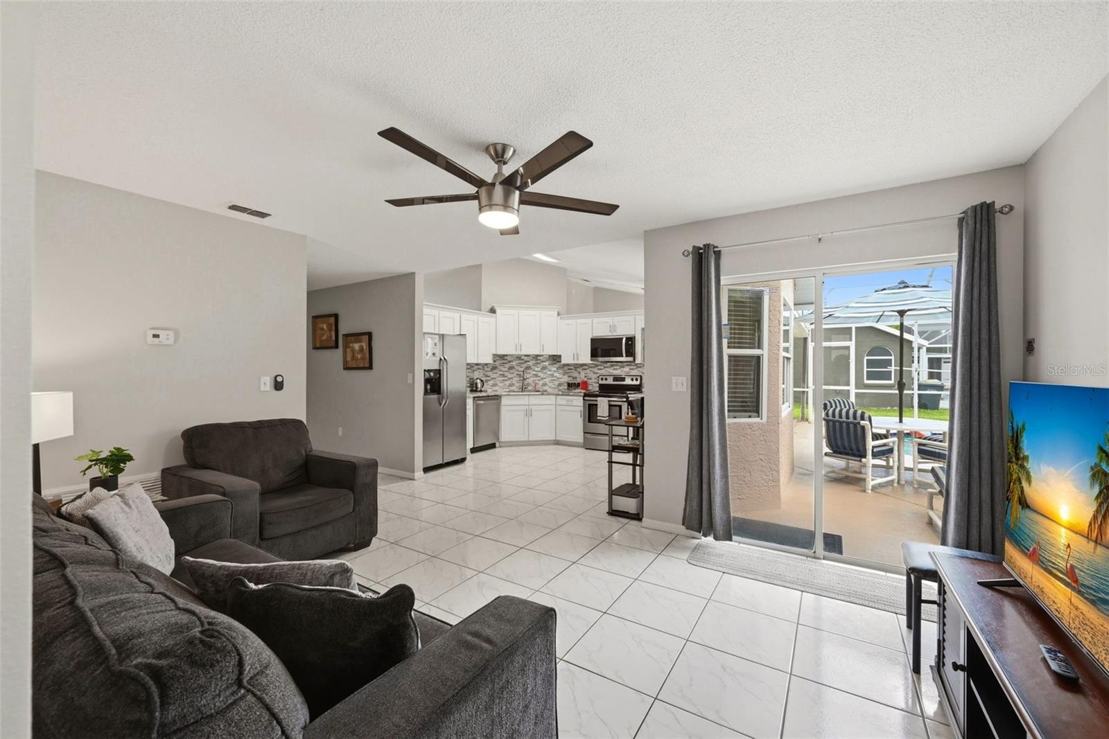 BENTLEY OAKS - Residential