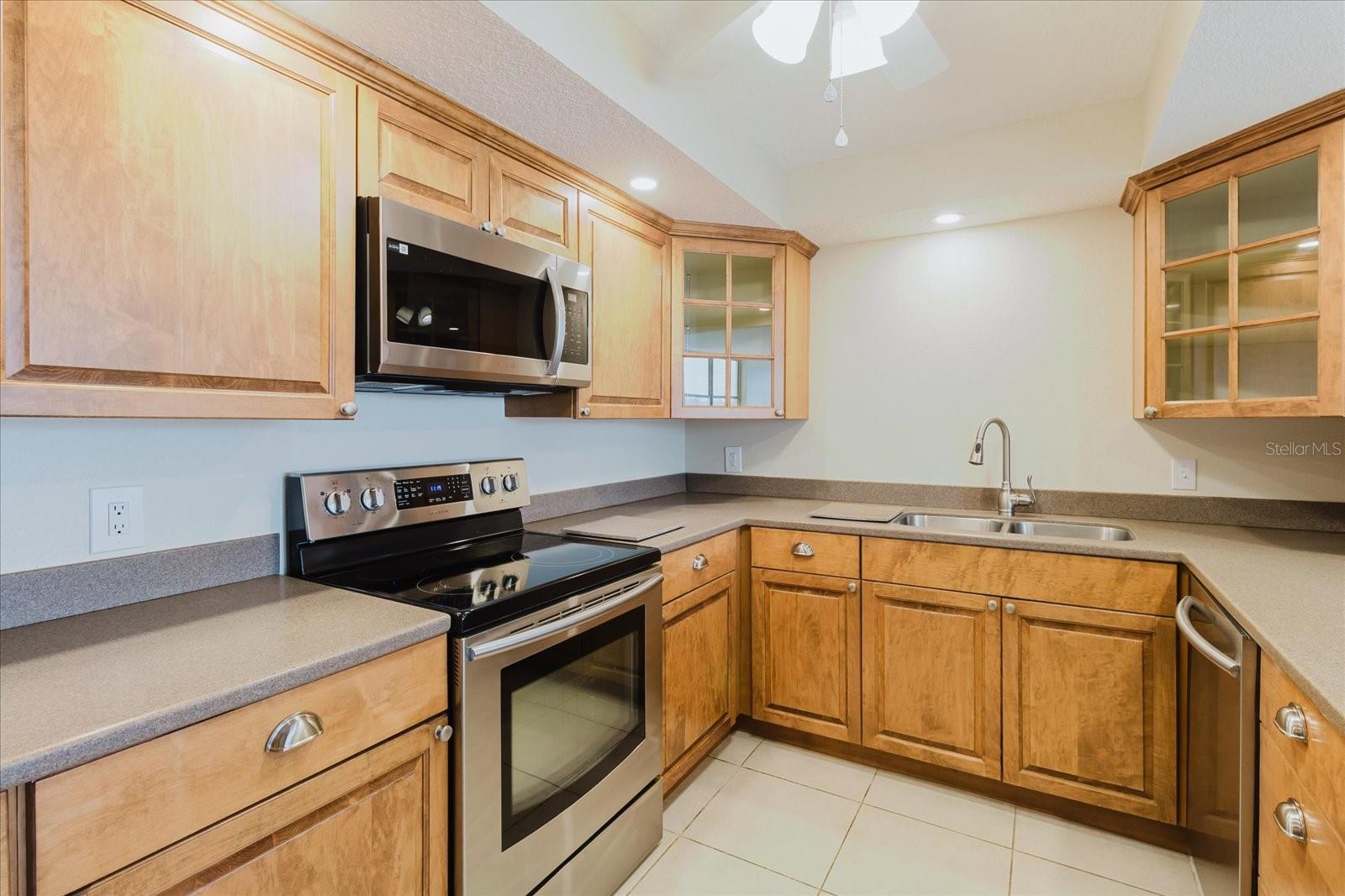 BELLEVIEW BILTMORE VILLAS BAYSHORE I - Residential Lease