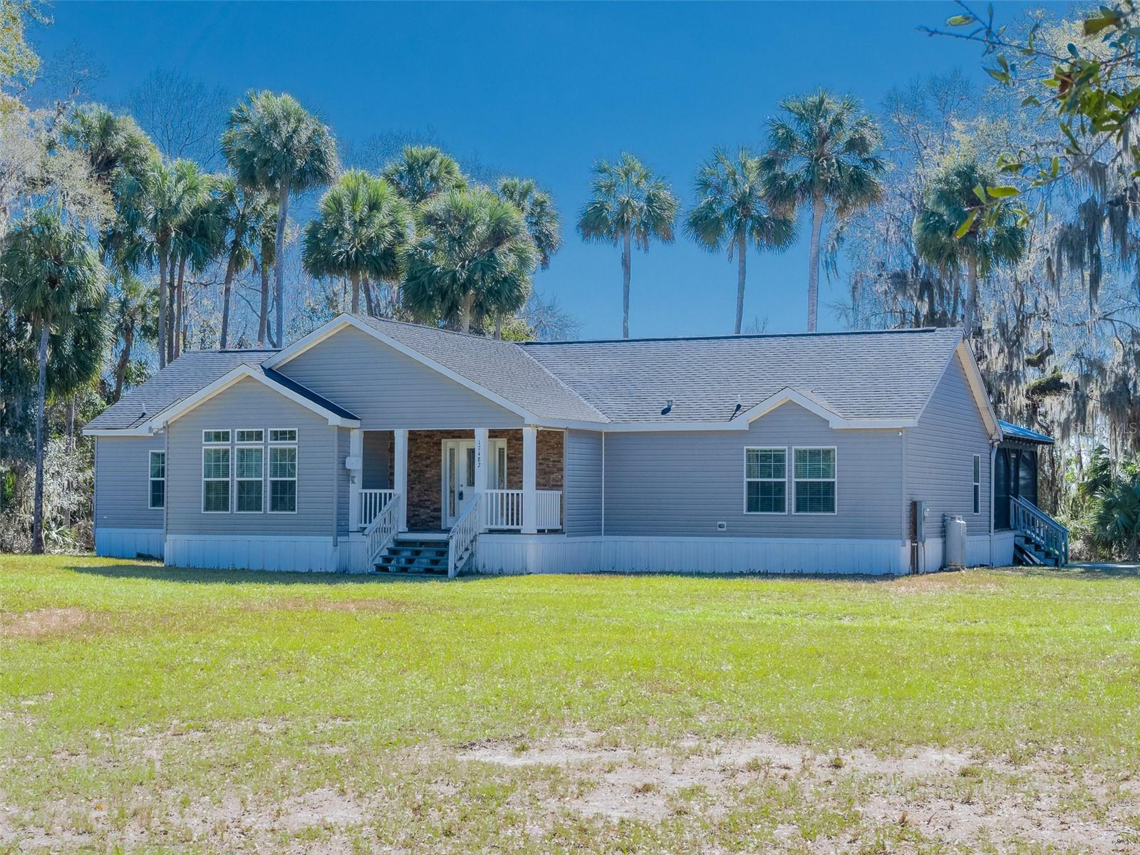 LAKE BRYANT SHORES - Residential