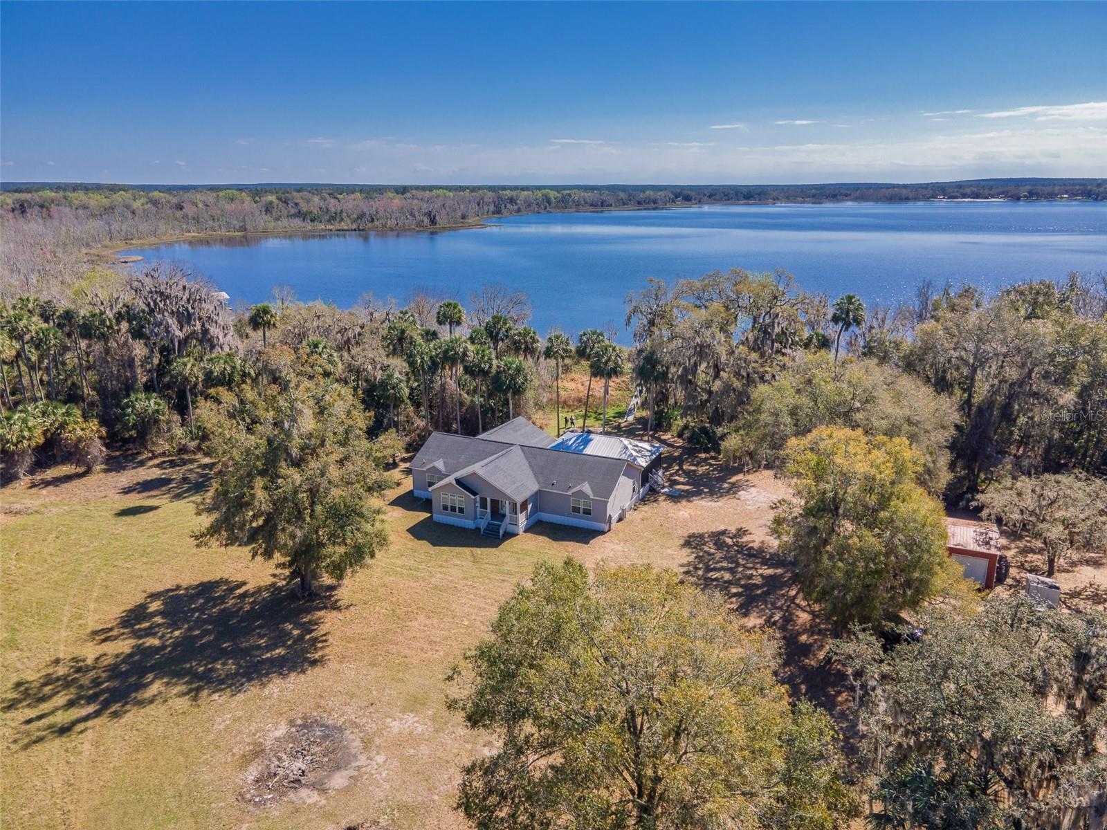 LAKE BRYANT SHORES - Residential