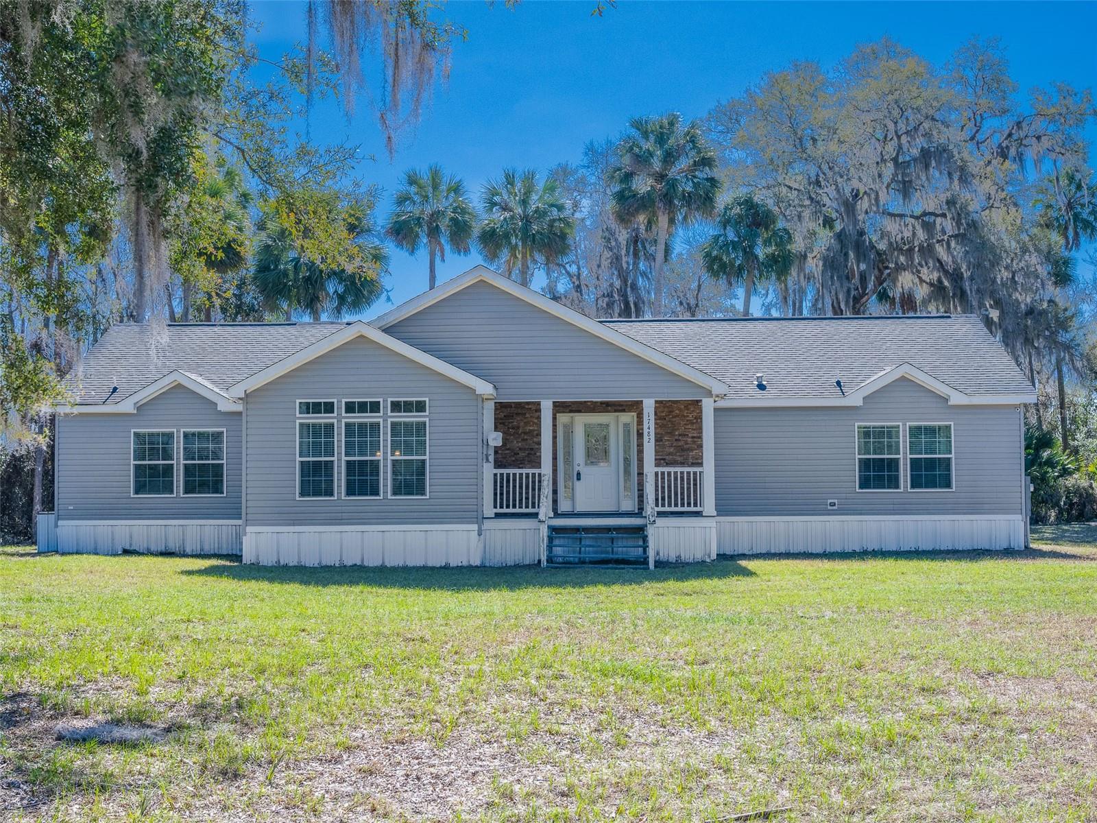 LAKE BRYANT SHORES - Residential