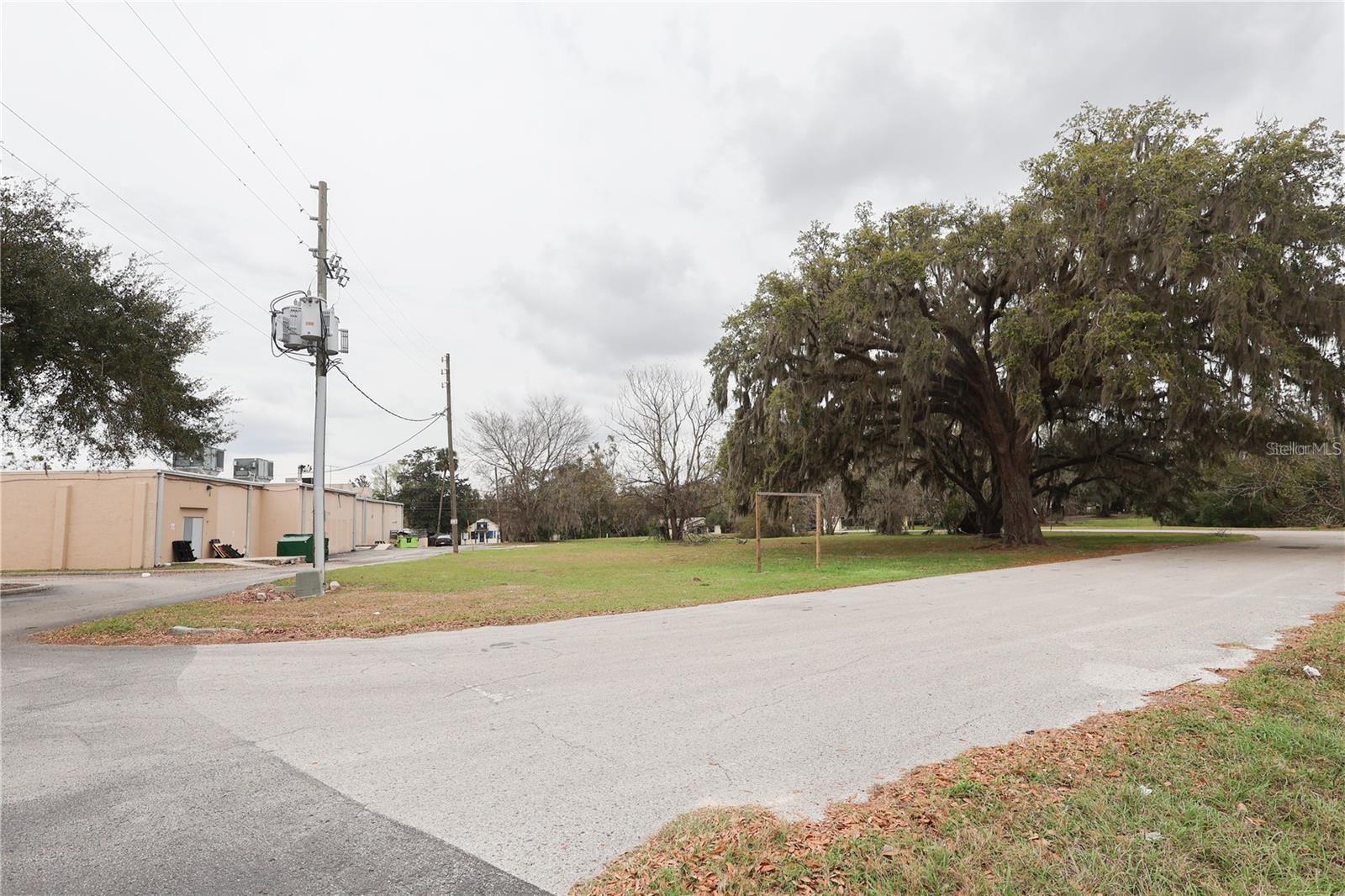 ECKERDS PLAZA-BELLEVIEW - Commercial Sale