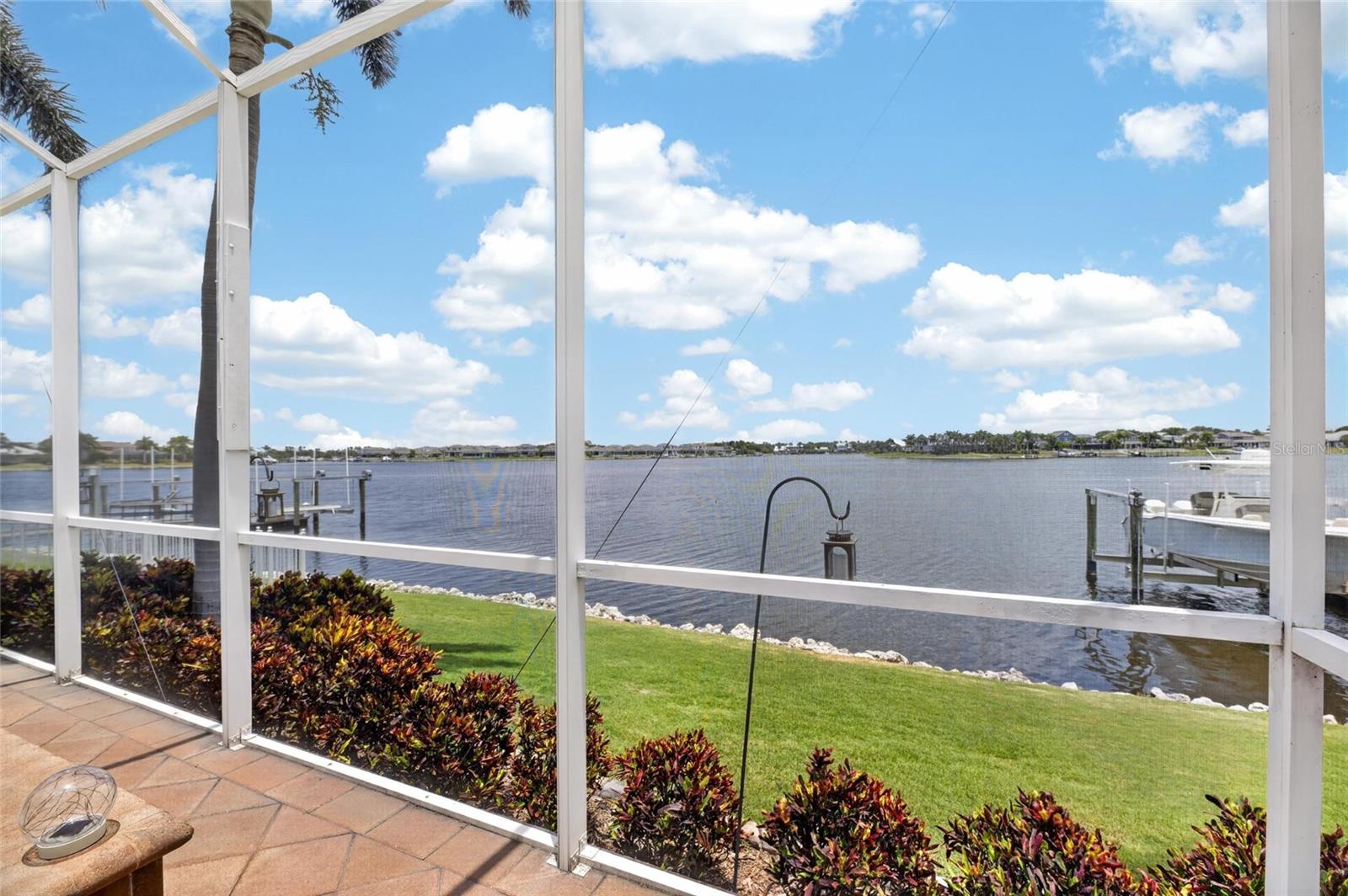 MIRABAY PH 3A-1 - Residential