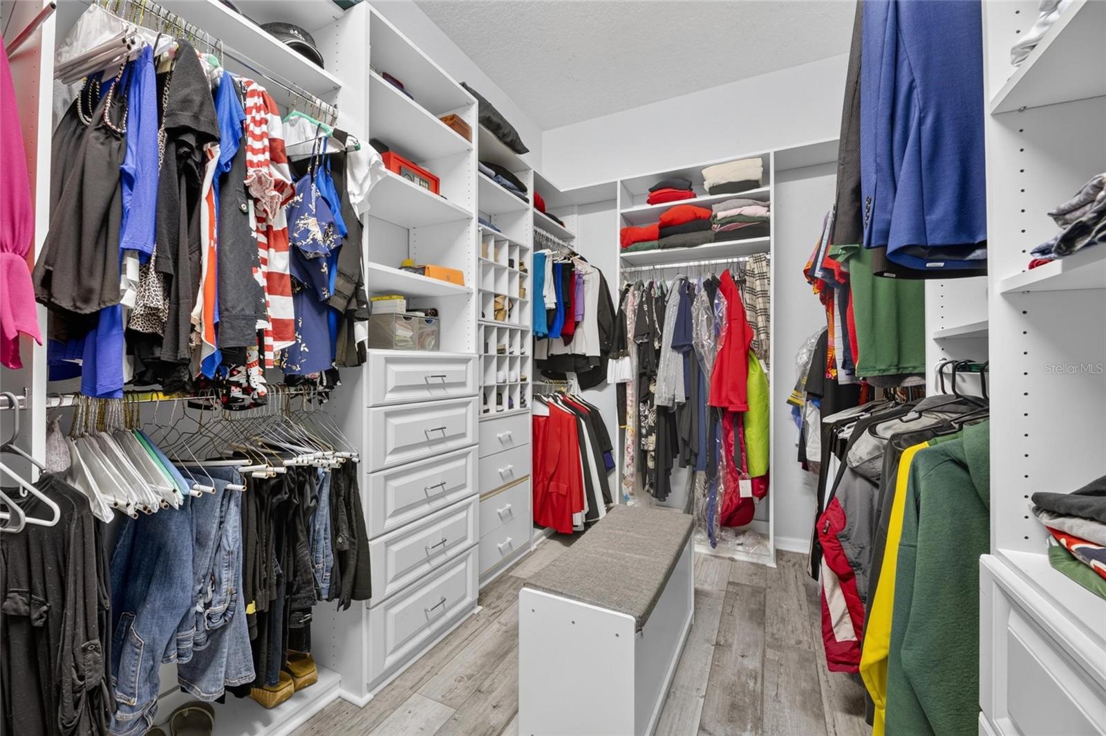 MIRABAY PH 3A-1 - Residential