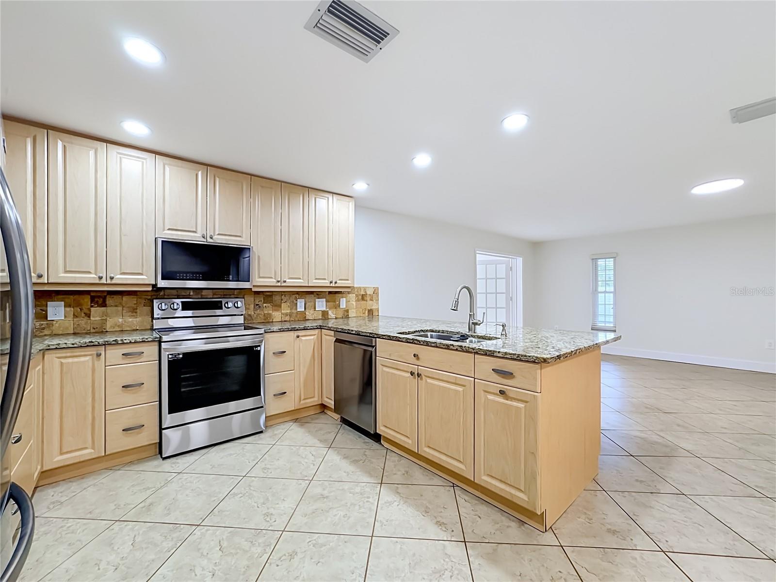 ROLLING ACRES - Residential
