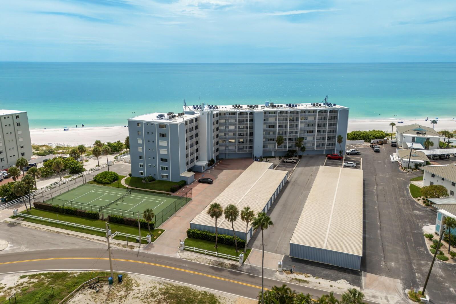 MARTINIQUE APTS NORTH - Residential