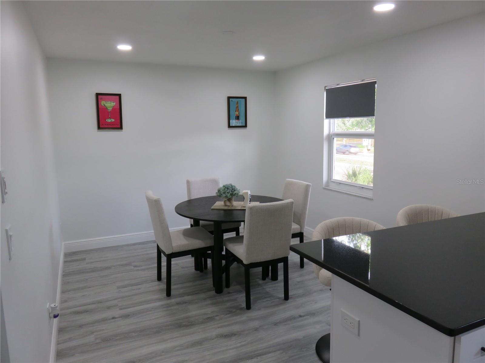 SWEETWATER TWNHM CONDO PH3 - Residential Lease
