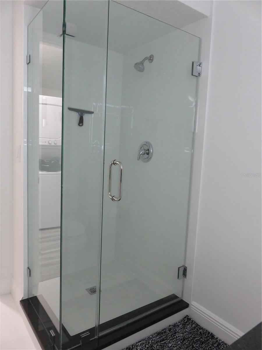 SWEETWATER TWNHM CONDO PH3 - Residential Lease
