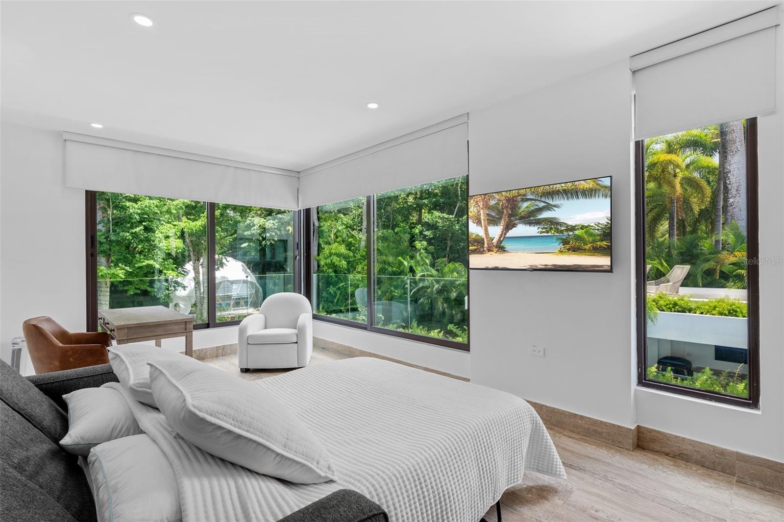 DORADO BEACH EAST - Residential