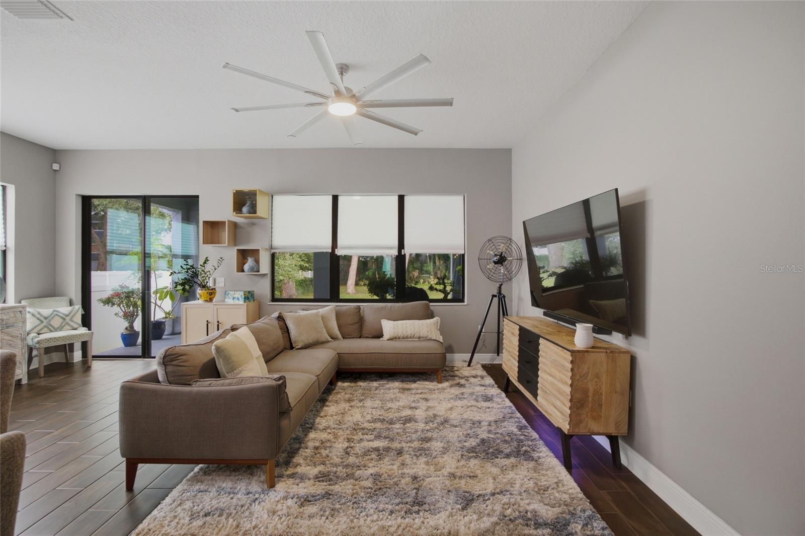 ROSE GARDEN ACRES - Residential
