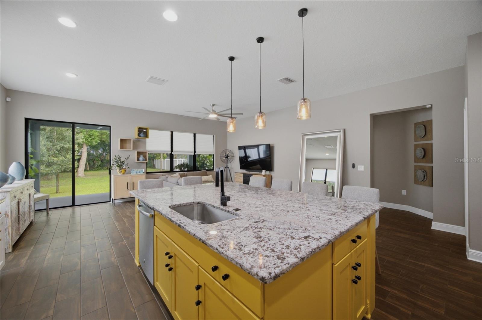 ROSE GARDEN ACRES - Residential