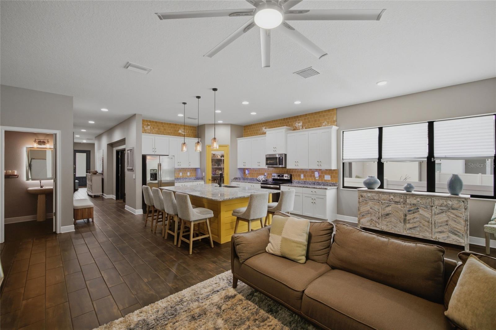 ROSE GARDEN ACRES - Residential