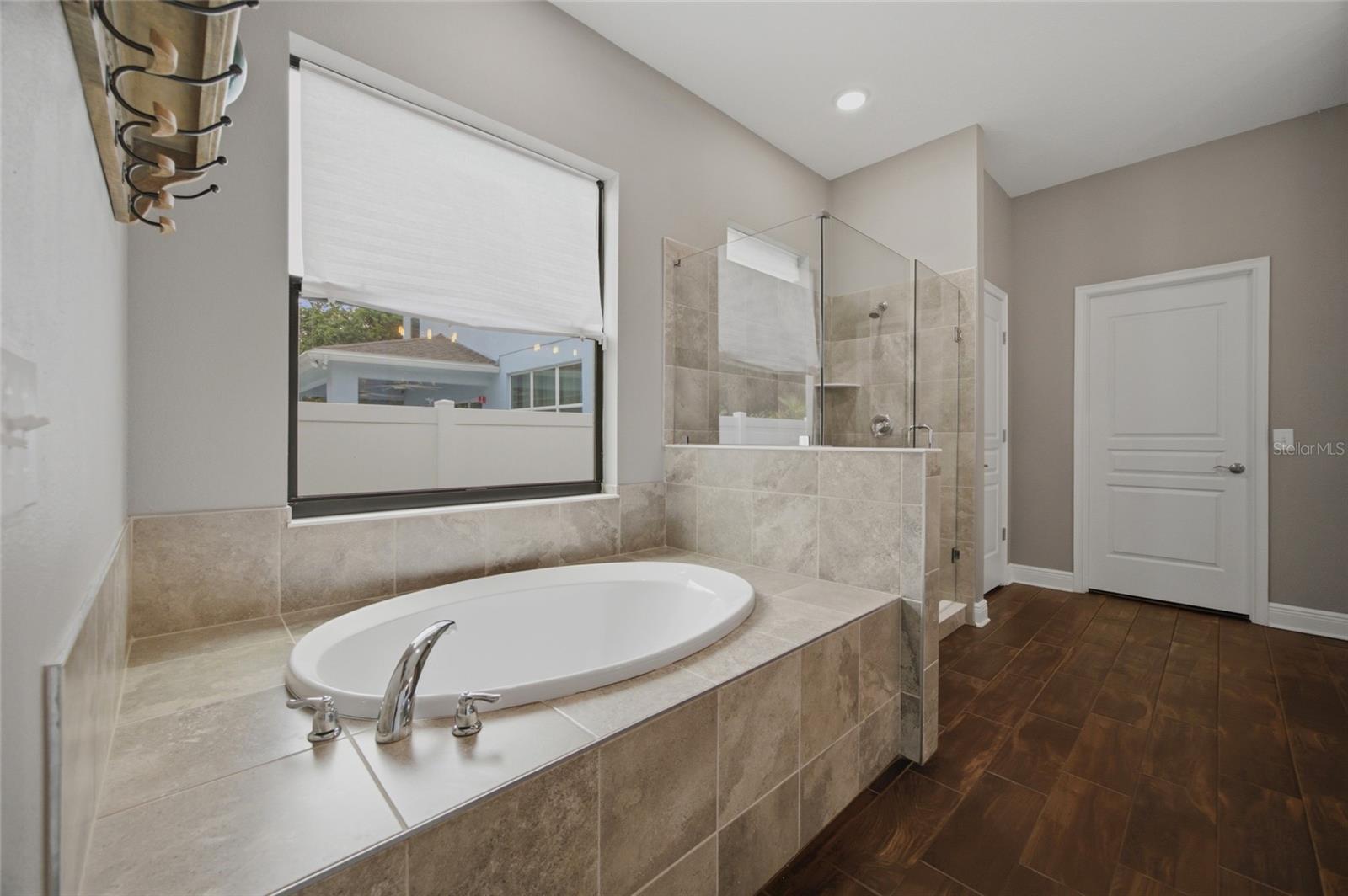ROSE GARDEN ACRES - Residential