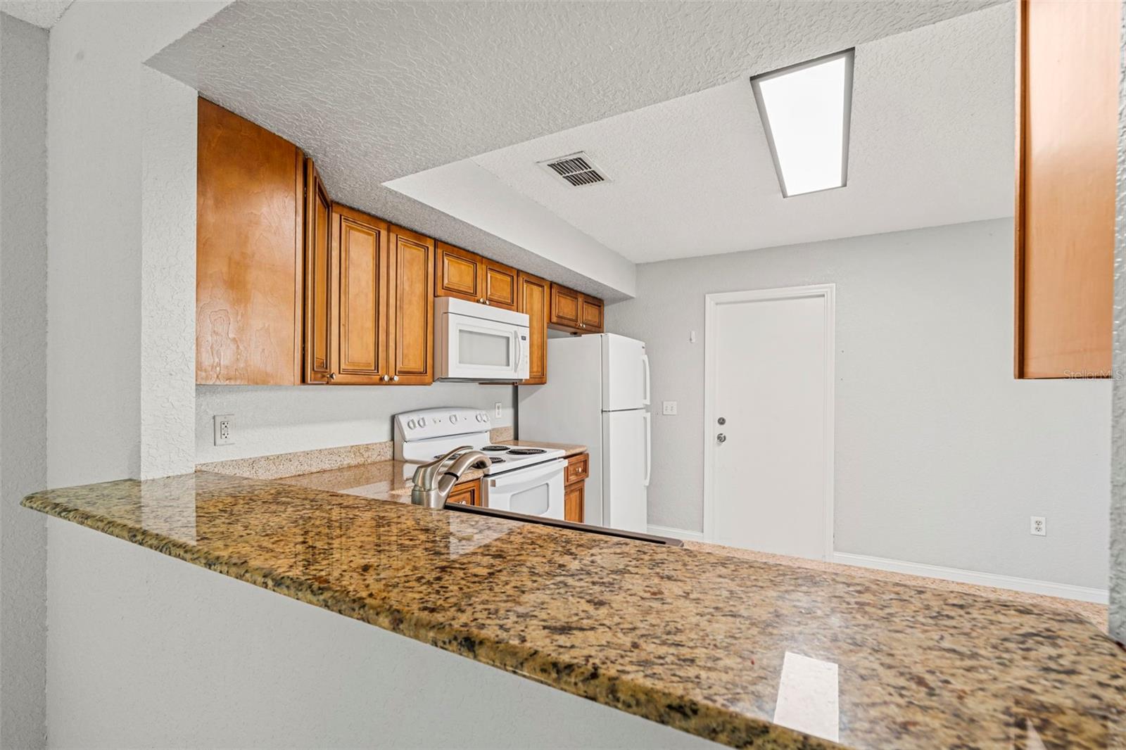PHEASANT RUN AT ROSEMONT CONDO - Residential