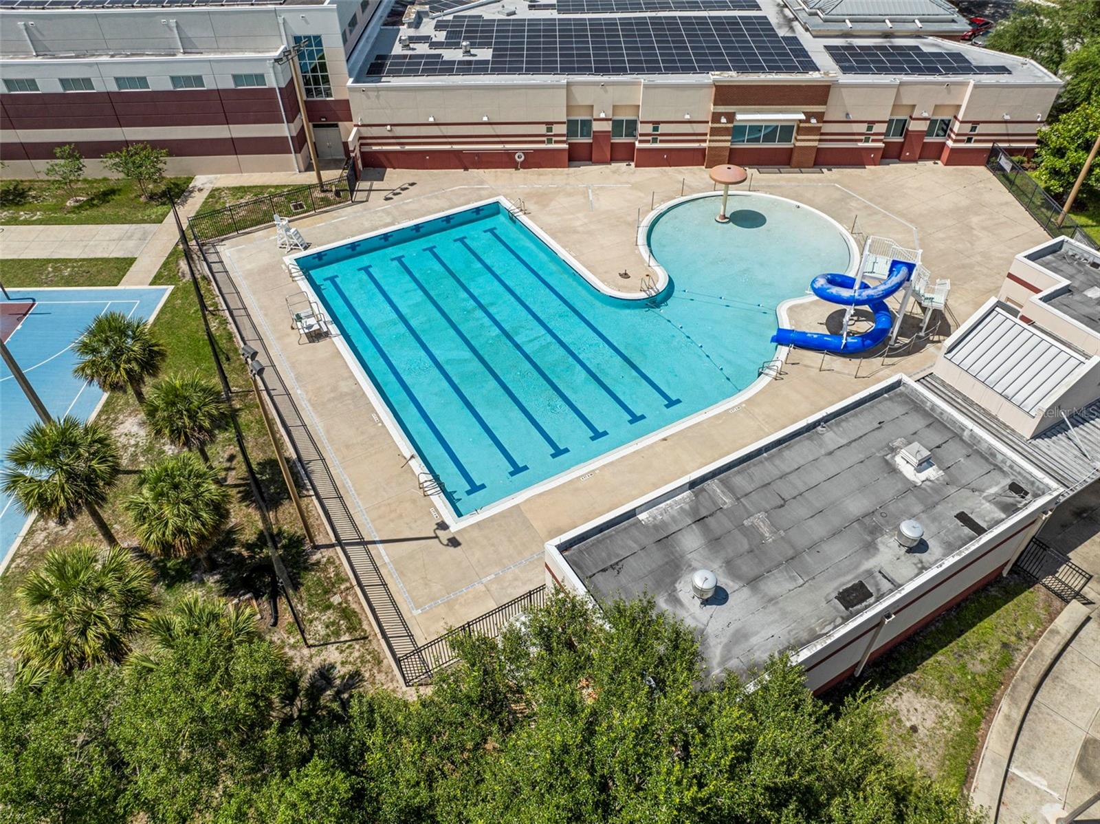 PHEASANT RUN AT ROSEMONT CONDO - Residential