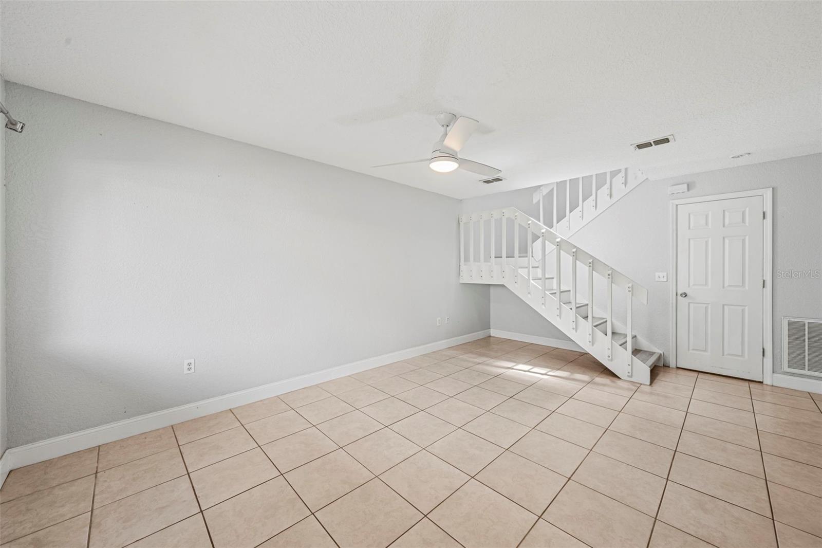 PHEASANT RUN AT ROSEMONT CONDO - Residential