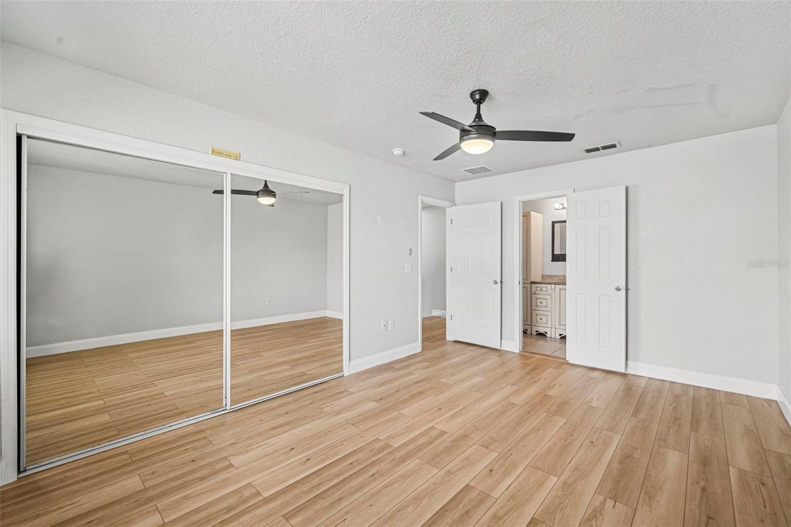 PHEASANT RUN AT ROSEMONT CONDO - Residential