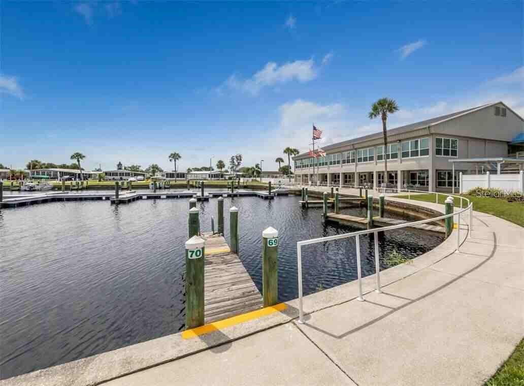 HARBOR COVE - Land