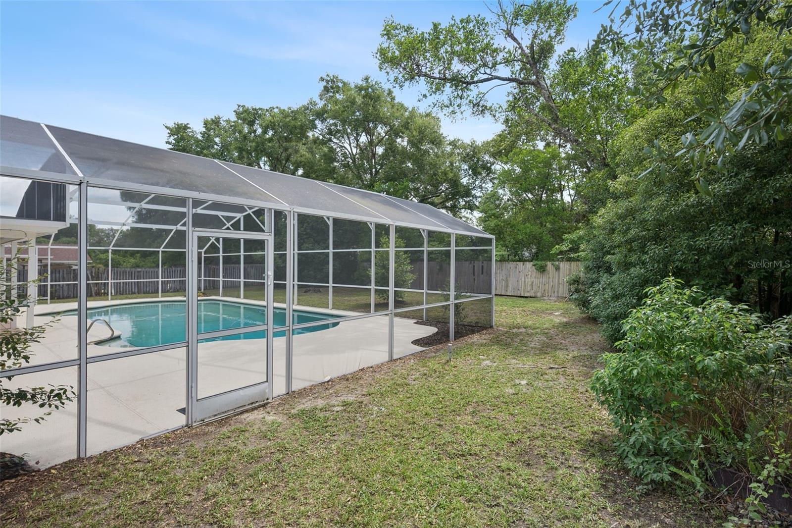 SWEETWATER OAKS SEC 06 - Residential
