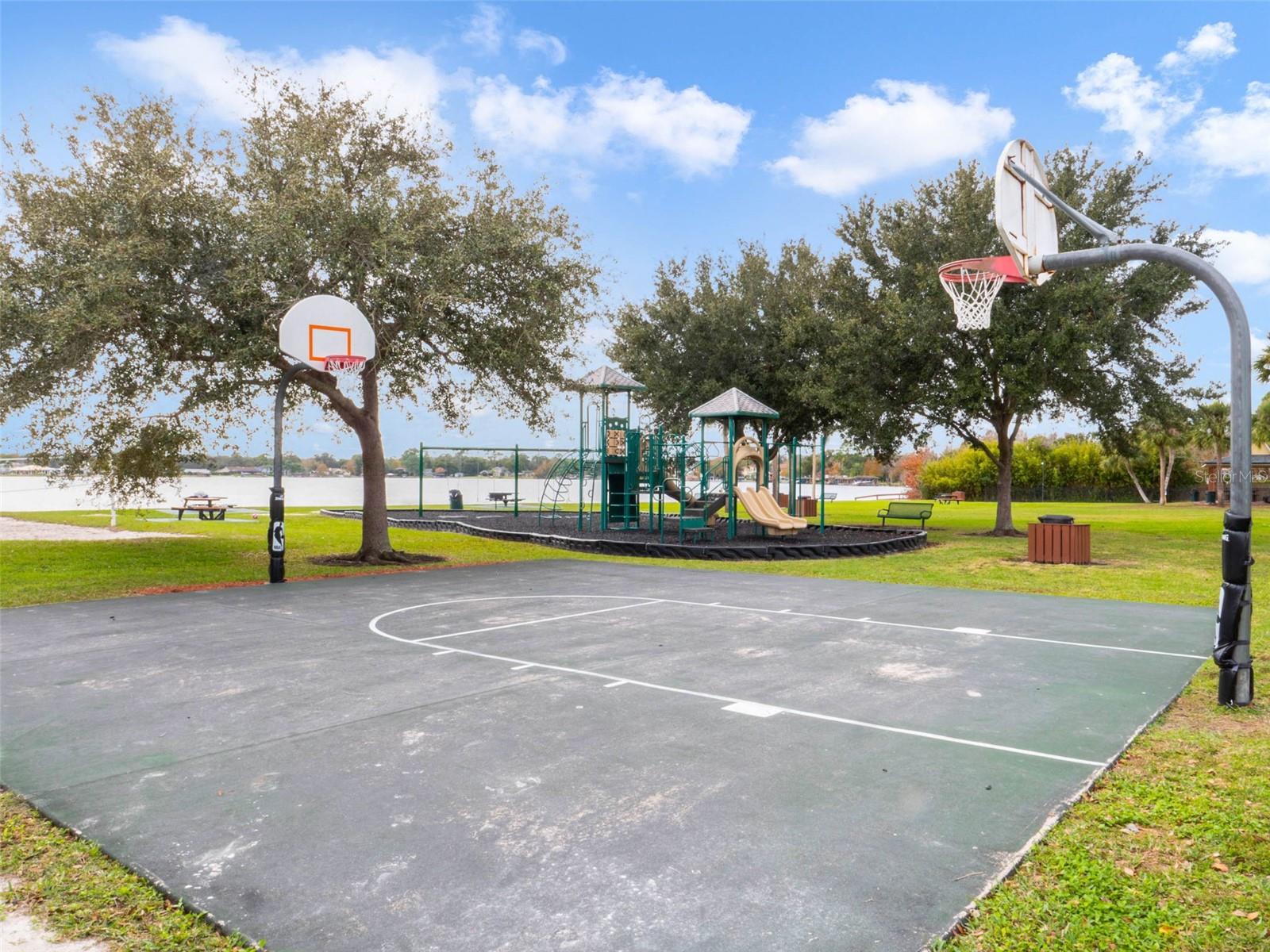 SWEETWATER OAKS SEC 06 - Residential