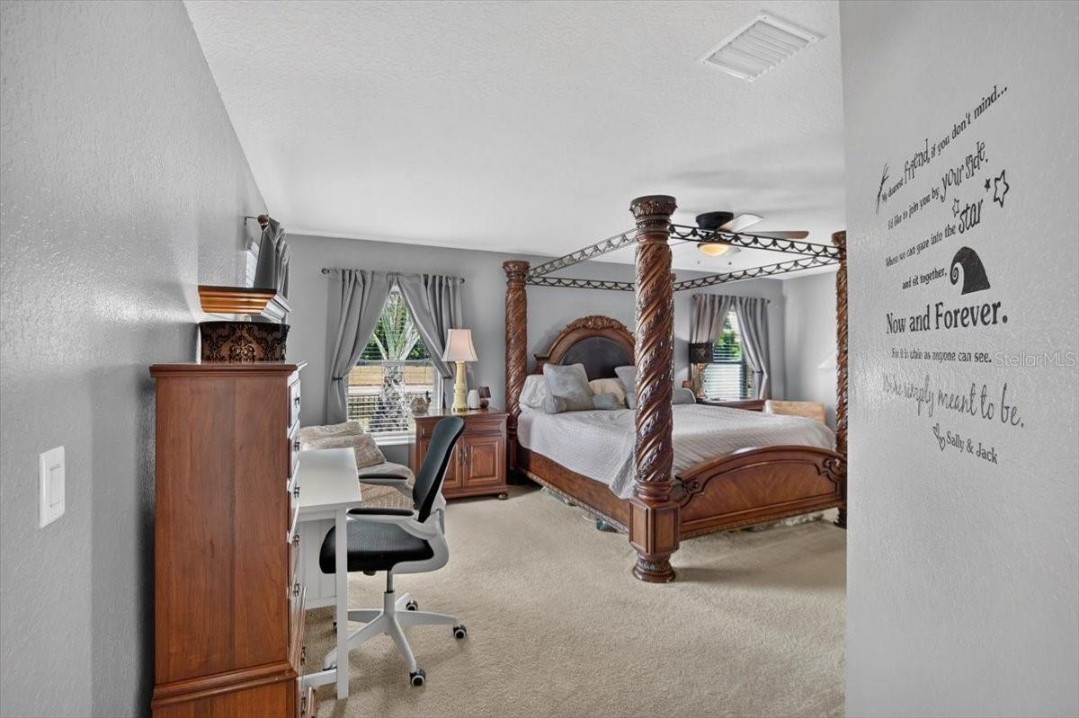AYERSWORTH GLEN - Residential