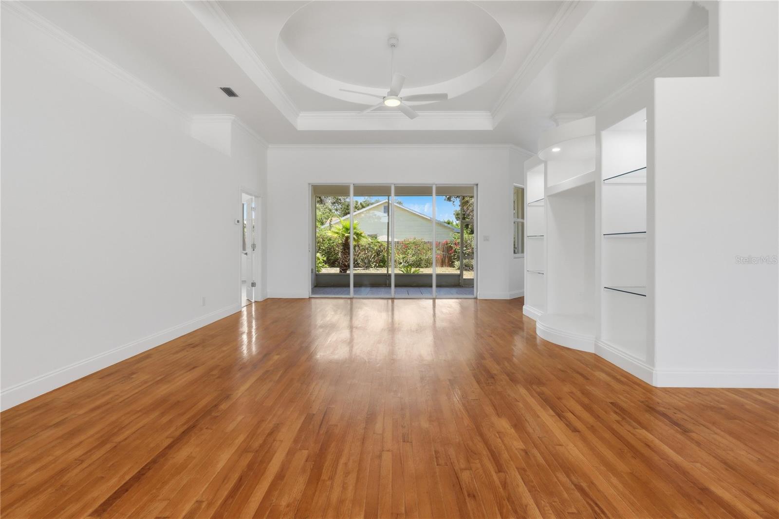SOUTH VENICE - Residential