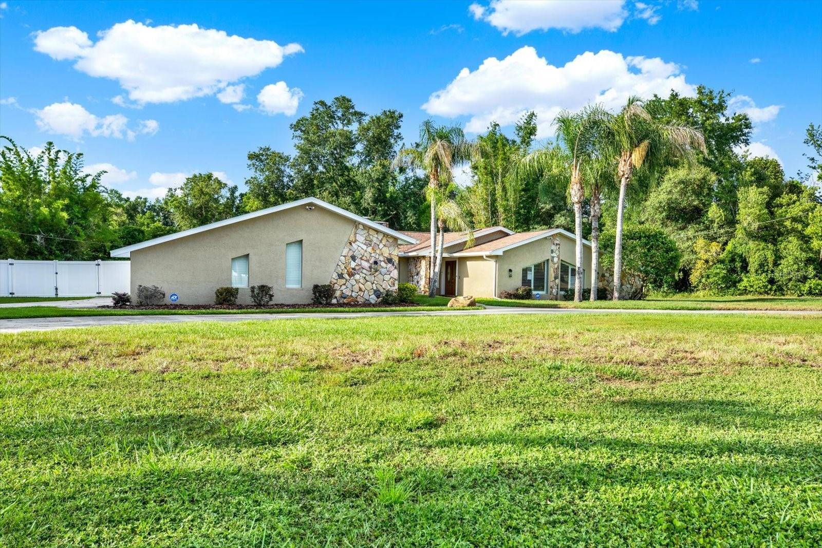 RIVER COUNTRY ESTATES - Residential