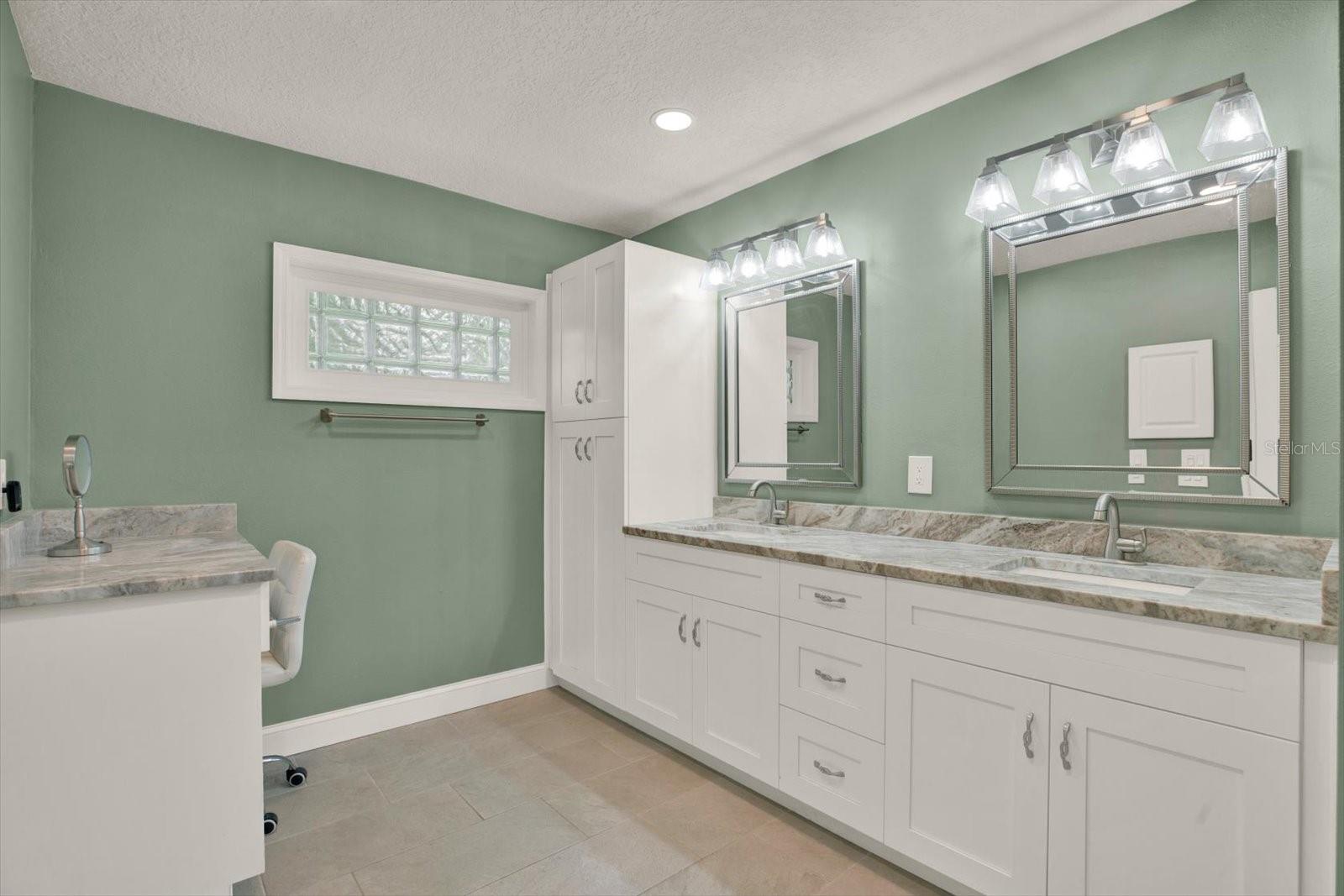 RIVER COUNTRY ESTATES - Residential