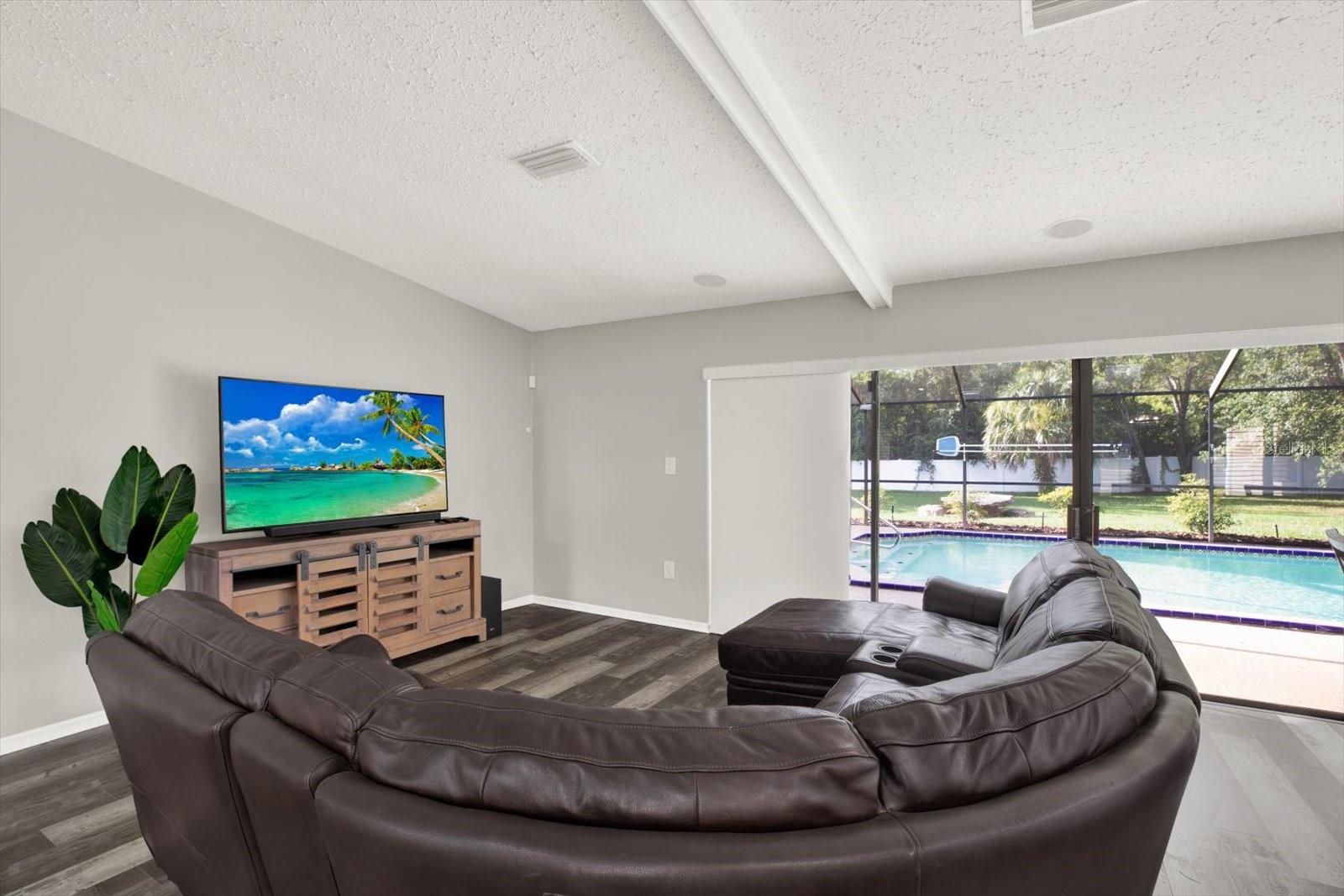 RIVER COUNTRY ESTATES - Residential