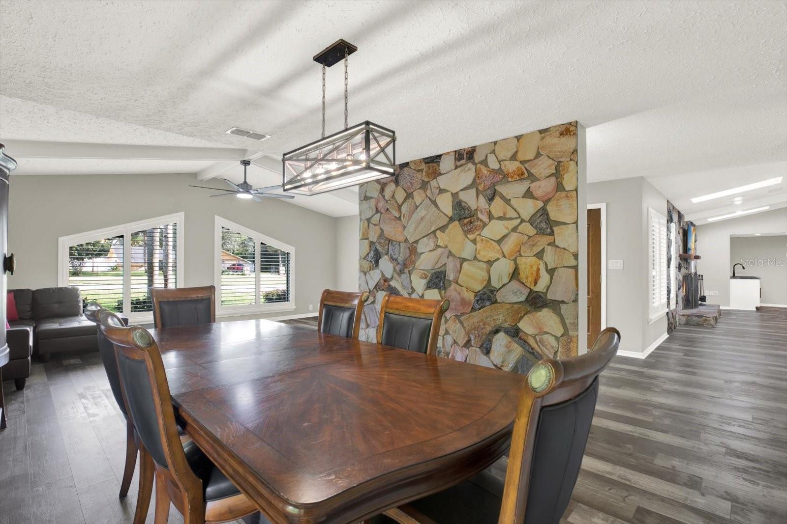 RIVER COUNTRY ESTATES - Residential
