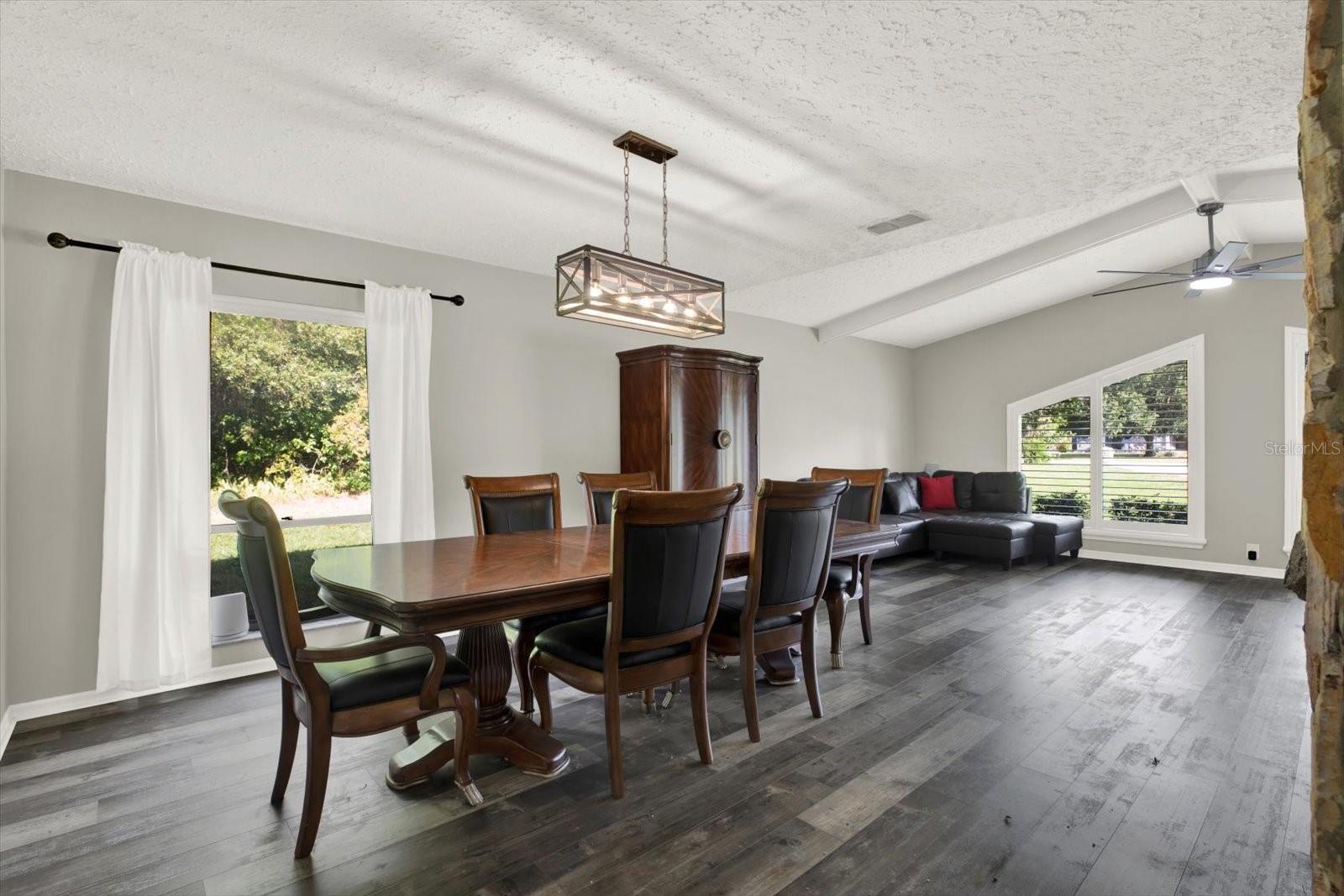 RIVER COUNTRY ESTATES - Residential
