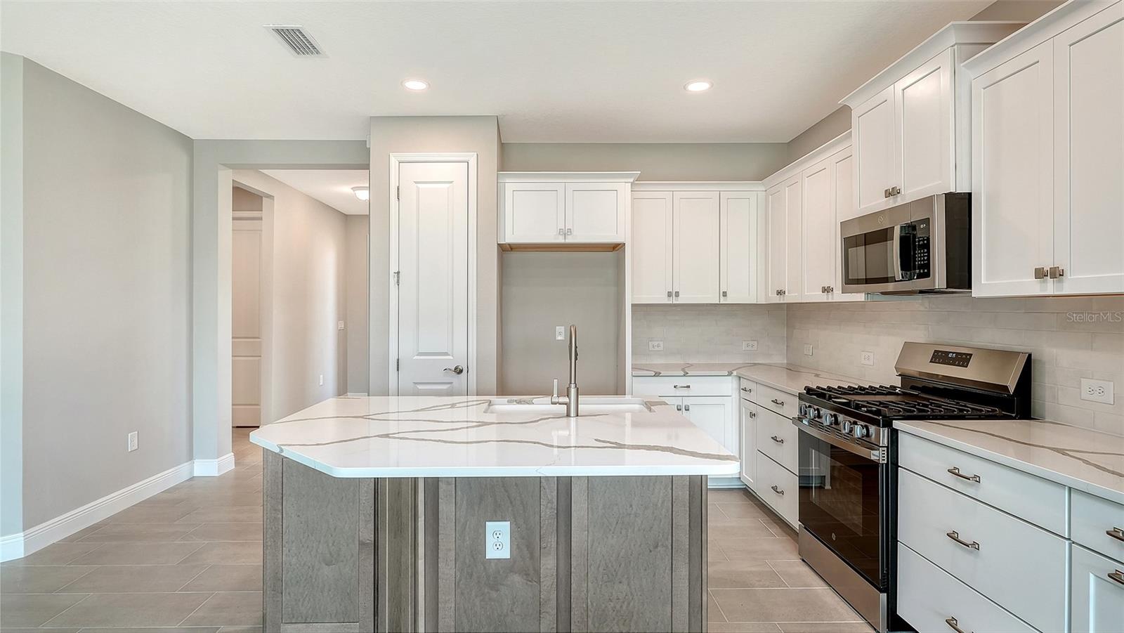 WINDWARD AT LAKEWOOD RANCH PHASE 2 - Residential