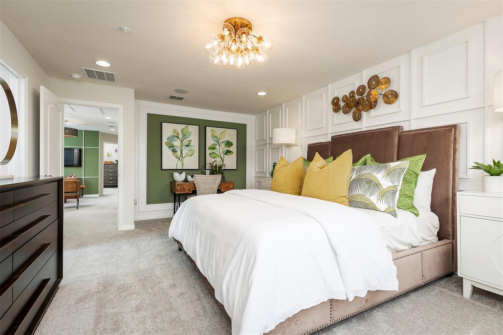 TOWNS AT LAKE MONROE COMMONS - Residential
