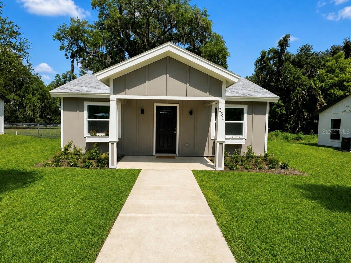 EDGE’S SECOND ADDITION TO THE TOWN OF GROVELAND - Residential