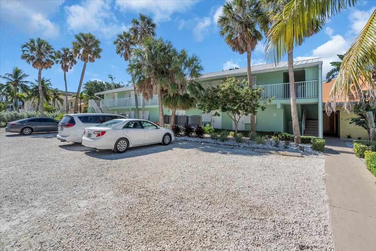 SILVER SANDS - Residential