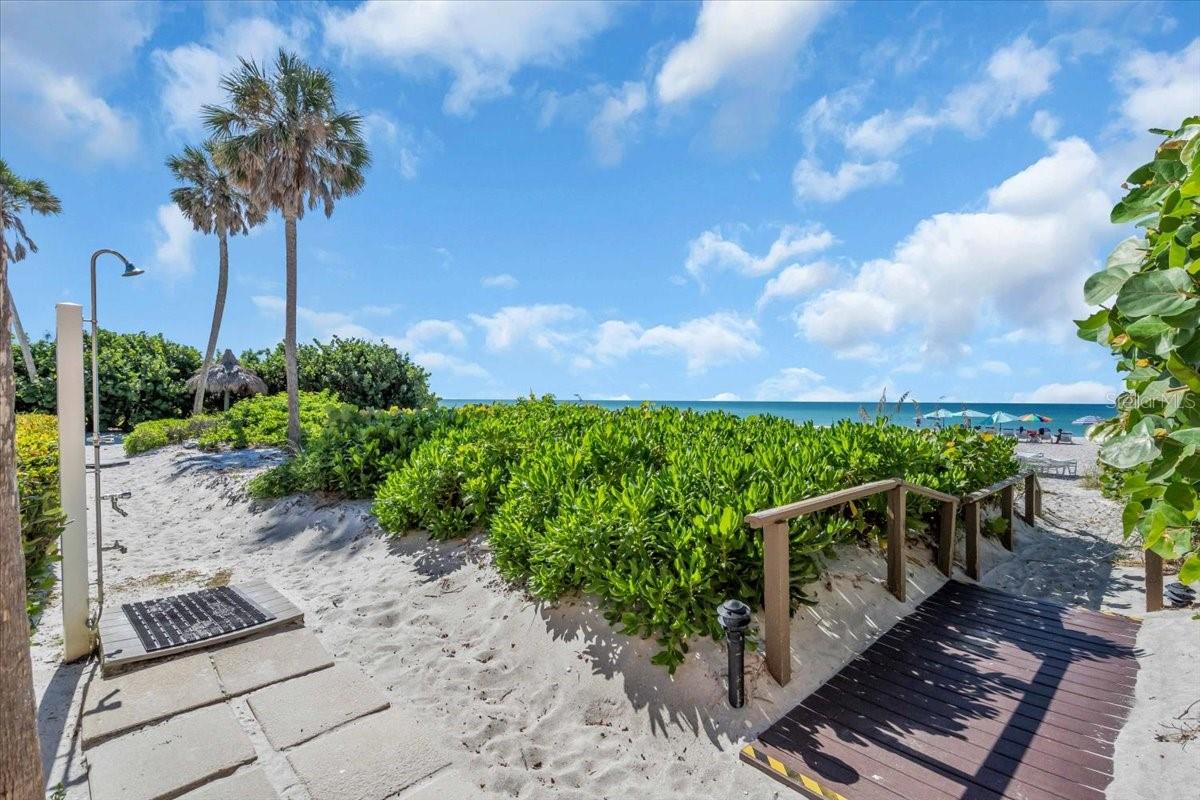 SILVER SANDS - Residential