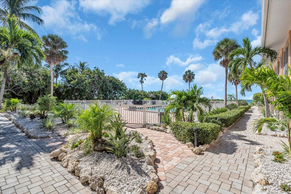 SILVER SANDS - Residential